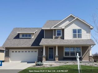2876 Chrystella Dr, Menasha, WI 54952