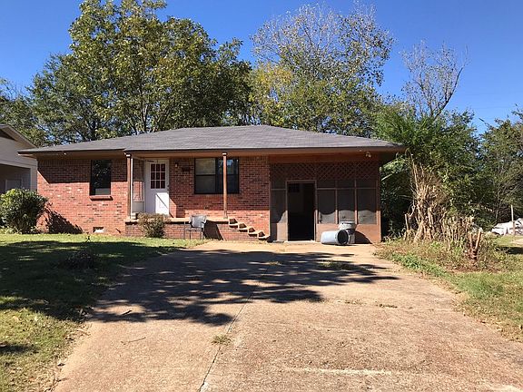 4th image of 719 Martin Luther King Jr Cir