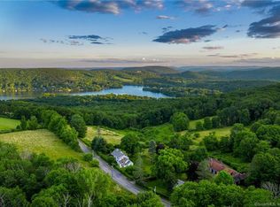 (Undisclosed Address), Warren, CT 06777