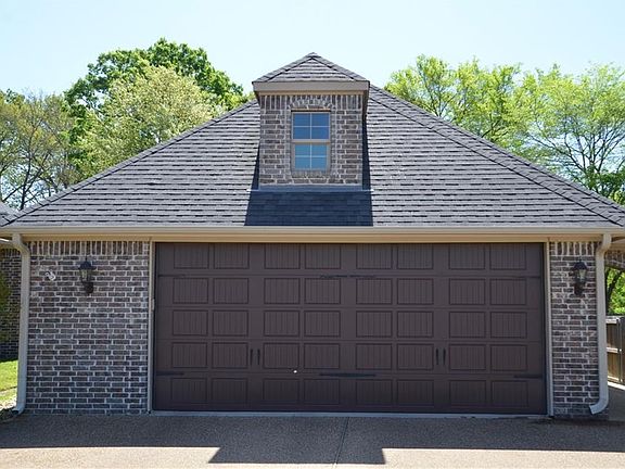 4th image of 105 Timber Creek Ct