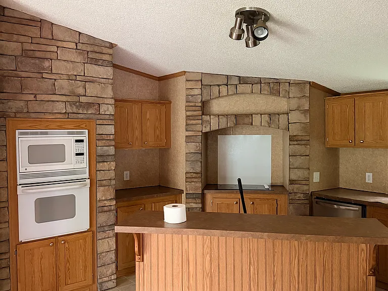 75 English Dr — Photo 12