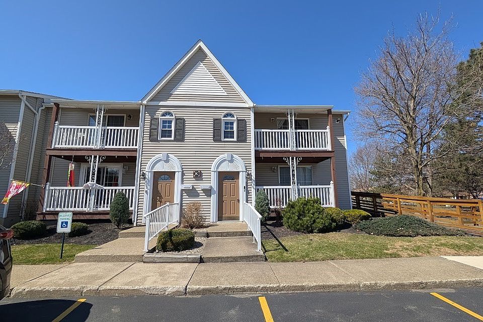 1st image of 400 West Ave Unit K8