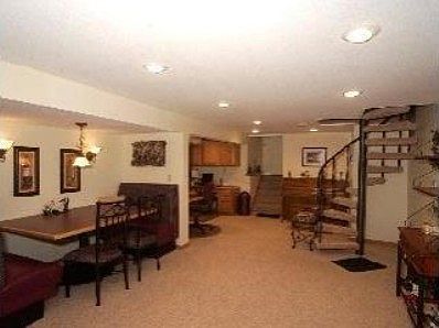 4th image of 8930 Booth Ave