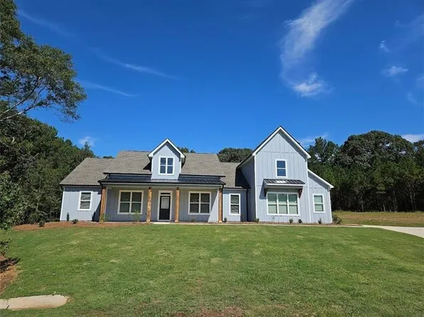 130 Tuscany Dr, Mansfield, GA 30055