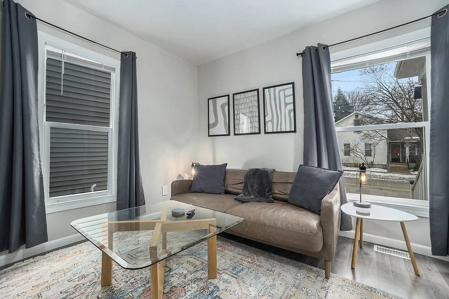 1 bed, 1.0 bath, 495 sqft, $2,341 — Photo 1