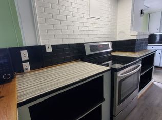 448 Ridgeview Rd APT 3, Brightwood, VA 22715