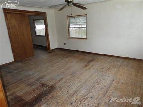 3rd image of 1053 W Parkwood Ave