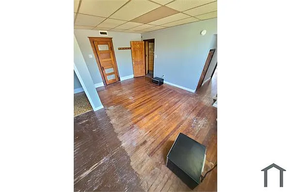 Building Photo - 6009 Edna Ave #4