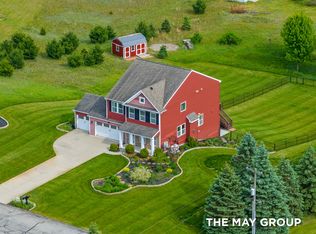 8500 E Barber Ridge Dr SE, Alto, MI 49302