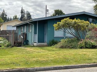 906 W 11th St, Pt Angeles, WA 98363