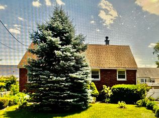 139 Worth St, Iselin, NJ 08830