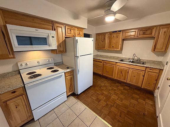 5th image of 436 Gold Oak Rd #B