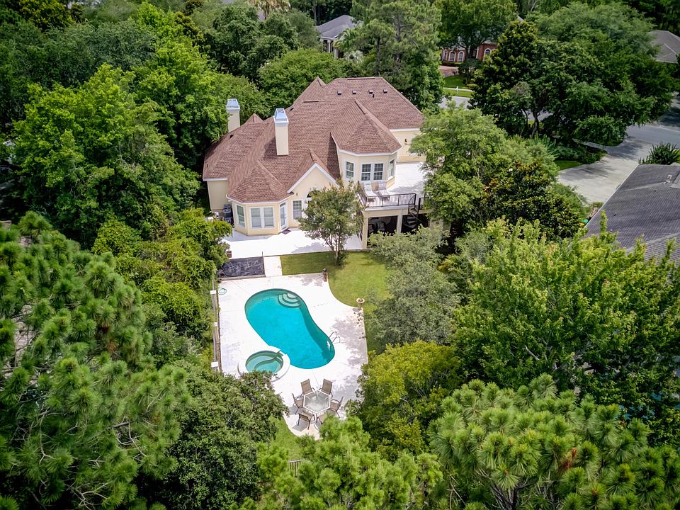 2nd image of 216 Matties Way