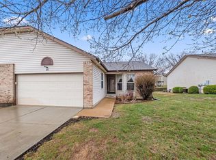 23 Harbor Bend Ct #2D, Lake Saint Louis, MO 63367