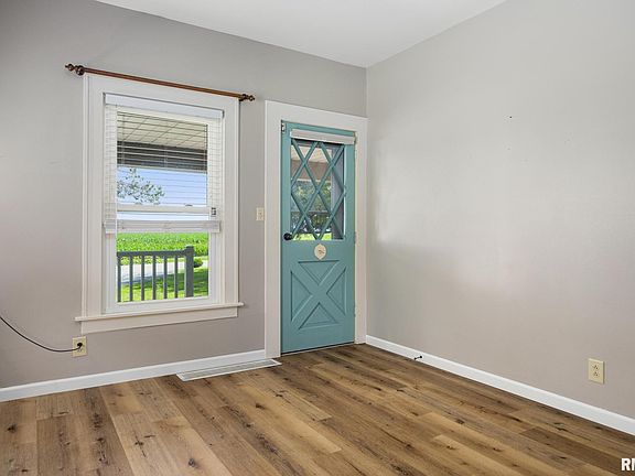 5th image of 4751 Sheridan Rd