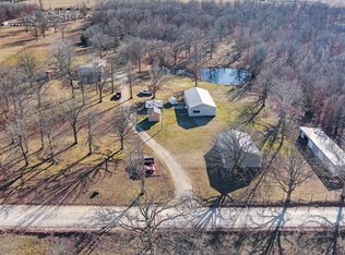 3138 River Rd, Marshfield, MO 65706