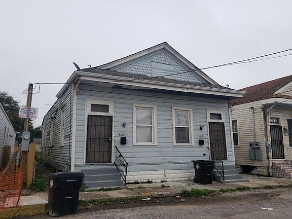 3rd image of 3013-15 Pauger St