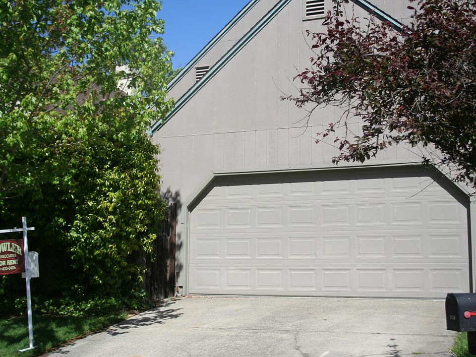 1st image of 1356 Meadow Ct