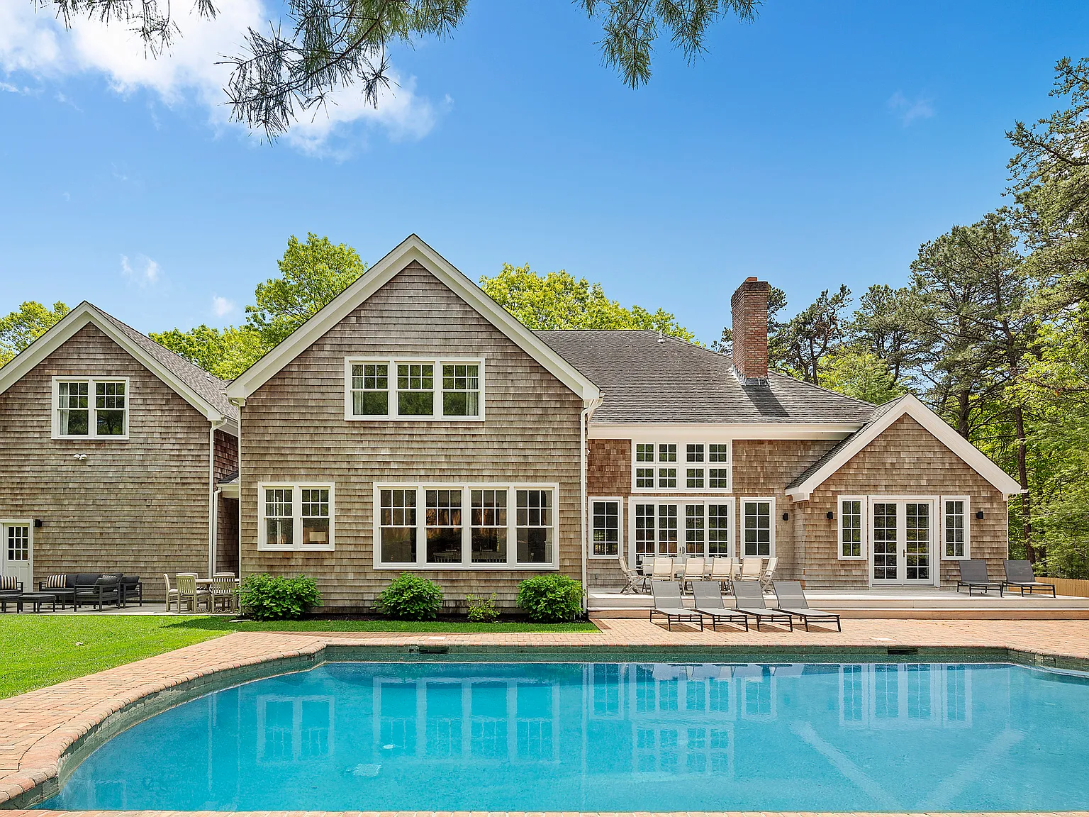 Best rental in East Hampton on Jasons Lane — Photo 1
