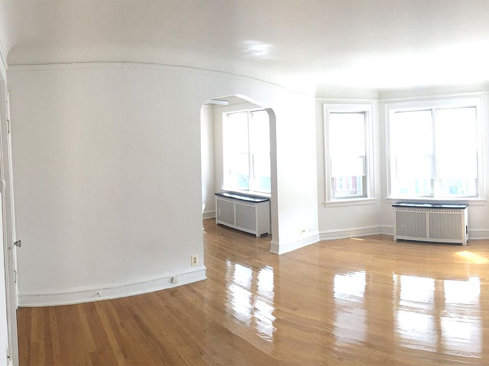1st image of 9218 S Bishop St APT 2A