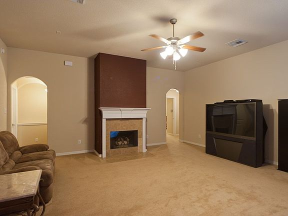 4th image of 2322 Tarrytown Crossing Dr