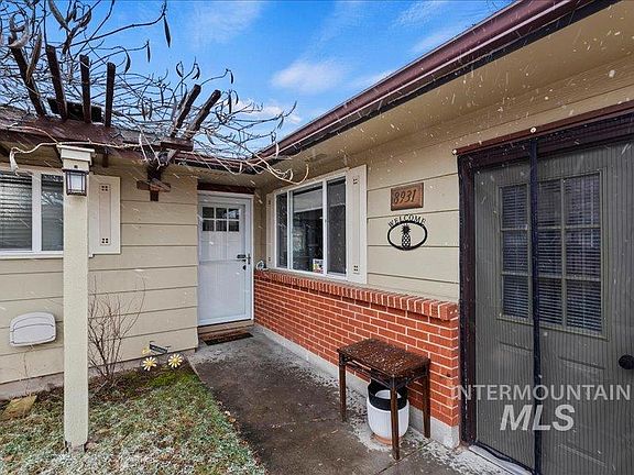 4th image of 8931 W Brynwood Dr