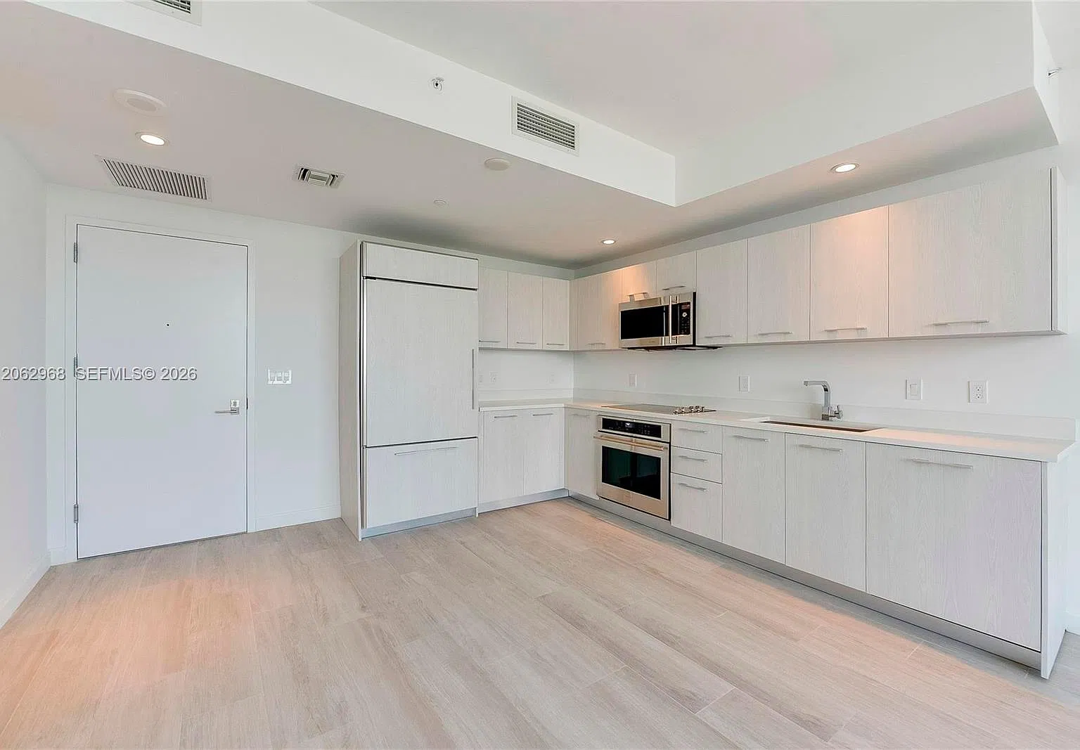 Brickell Heights West Con — Photo 2