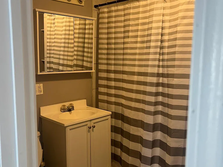 18351 Oak Park Ave — Photo 7