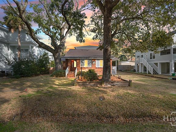 3rd image of 912 Jones Avenue