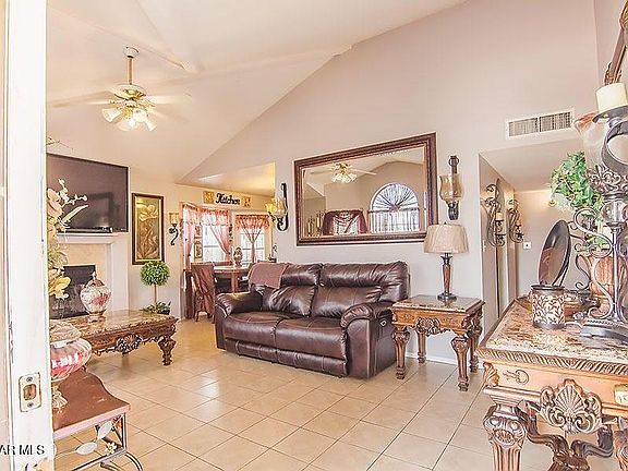 3rd image of 12036 Valley Quail Dr