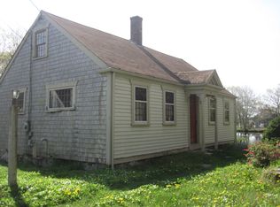 30 Horseneck Rd, Dartmouth, MA 02748
