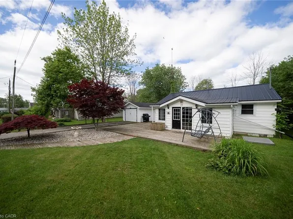 15 Barbara Dr, Haldimand County, ON N0A 1L0