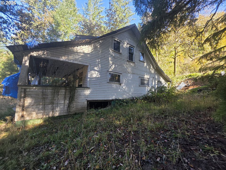 1st image of 4240 SW Fern Hill Rd