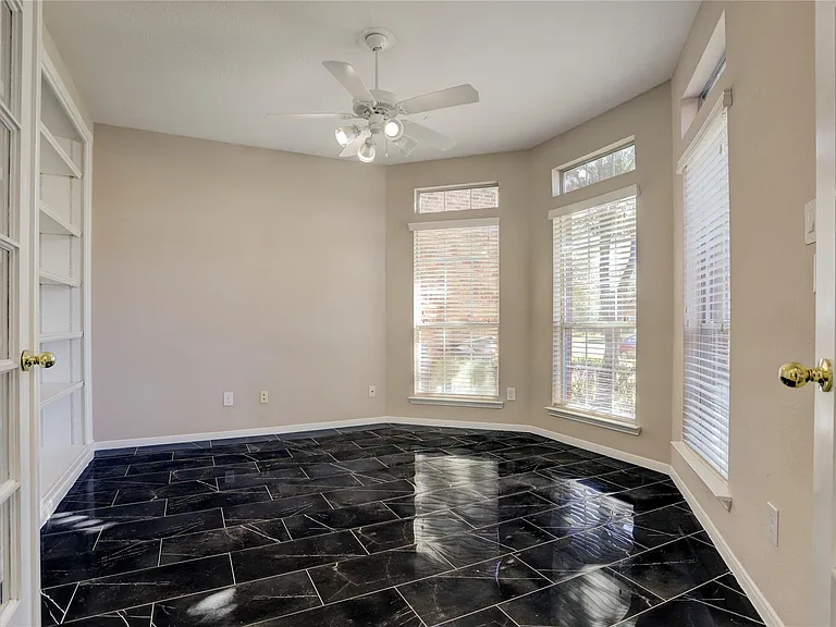 13419 Sunset Bay Ln — Photo 5