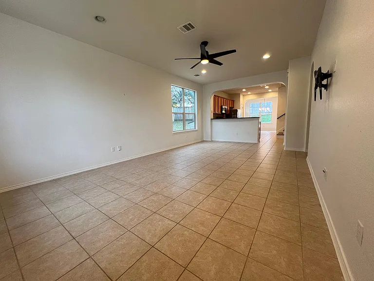1101 Salem Park Ct — Photo 15