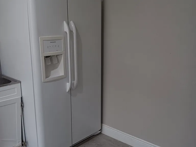 7108 Skylane Dr — Photo 9