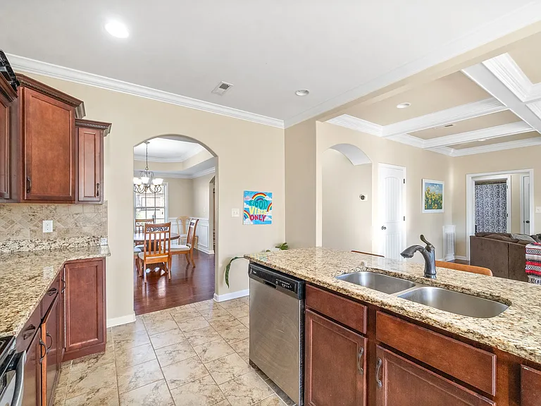 3349 Wiser Dr — Photo 16