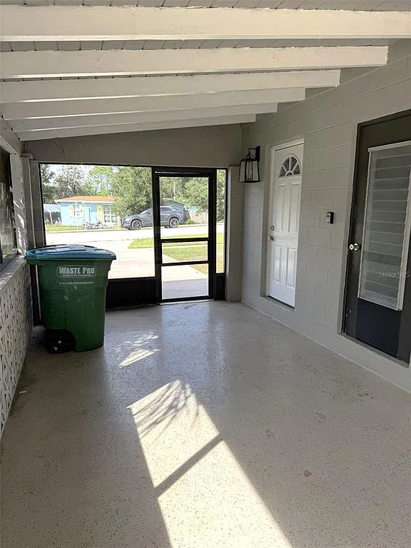 2 bed, 1.0 bath, 888 sqft, $1,700 — Photo 4