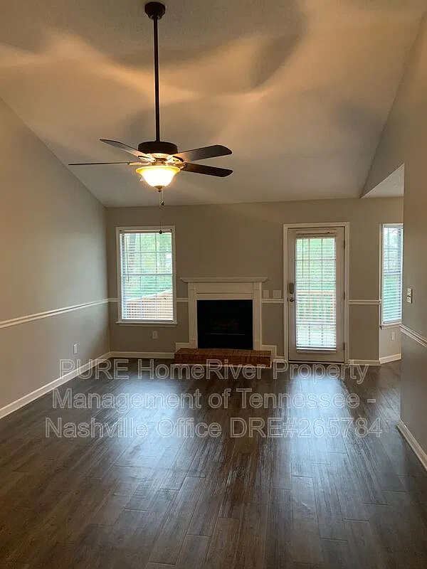 3 bed, 2.0 bath, 1100 sqft, $1,775 — Photo 3