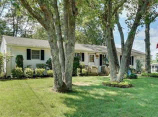 33 Western Dr, Howell, NJ
