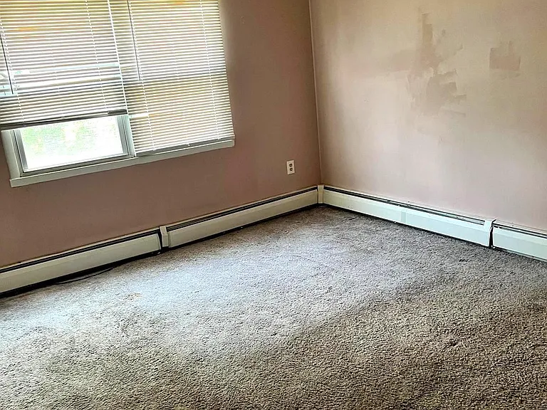 5619 Mitchell Rd — Photo 11