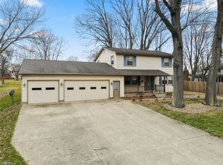 8012 Paulin Dr, Youngstown, OH