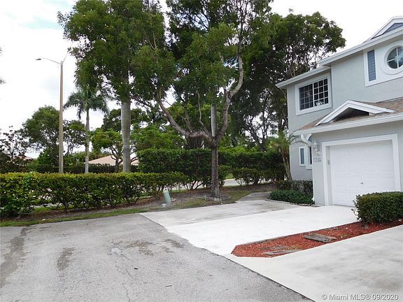 3rd image of 1185 SW 44th Way