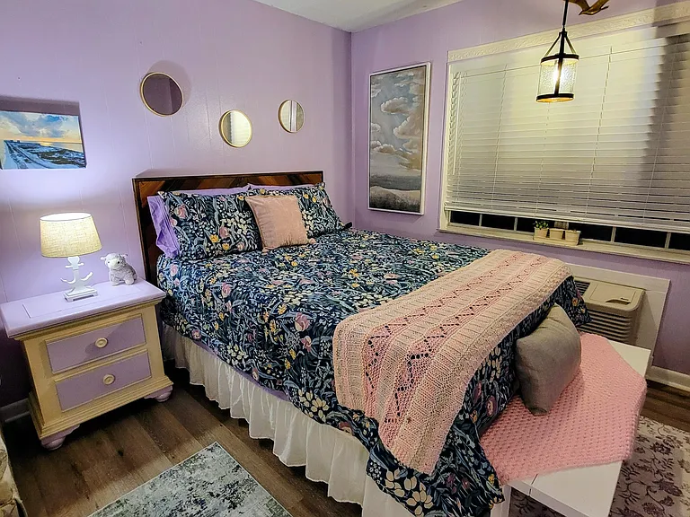Cottage Cir — Photo 2