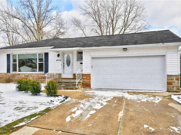 6372 Ashdale Rd, Mayfield Heights, OH 44124
