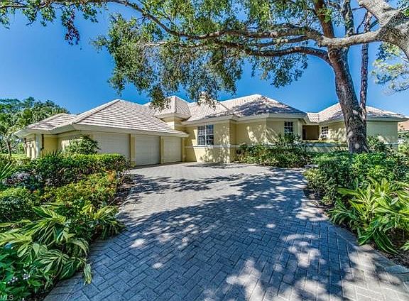 3rd image of 27861 Riverwalk Way