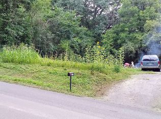 323 Jenkins Rd, Rossville, GA 30741