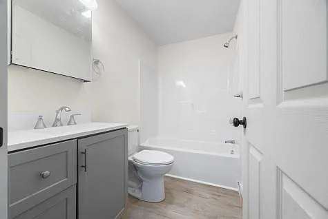 135 Surry Rd #A — Photo 12