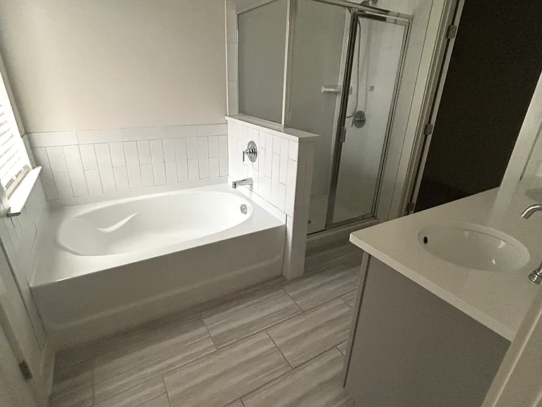 18 Steelwood Ct — Photo 13