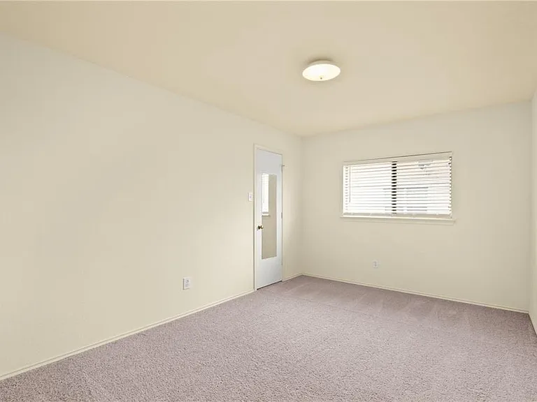 2204 Cottontail Dr — Photo 29